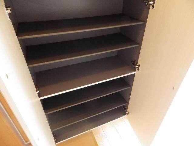 物件内観写真10　(※別号室)