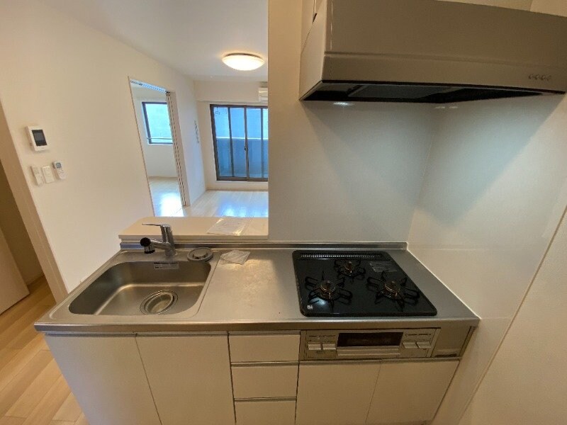 物件内観写真15　(※別号室参考写真)