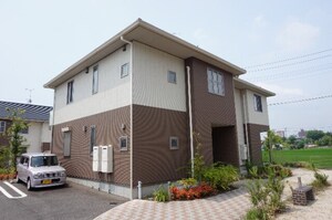 Fフラッツ鳥栖E棟外観写真