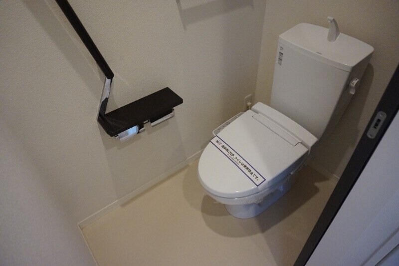 物件内観写真14　(※別号室の写真になります。)