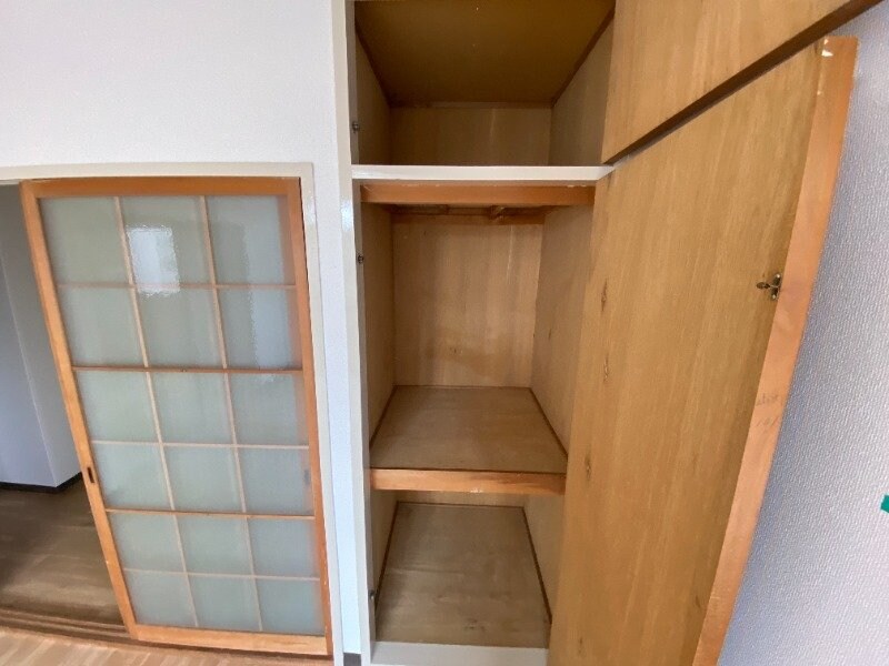 物件内観写真15　(※別号室参考写真)