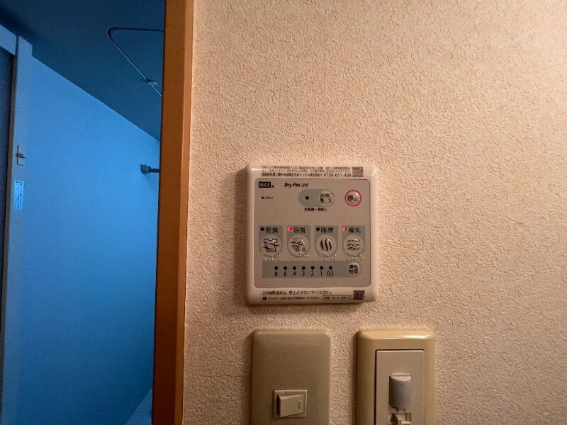 物件内観写真12　(※別号室参考写真)