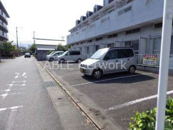 駐車場(駐車場)