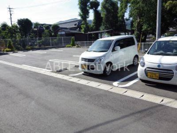 駐車場(駐車場)