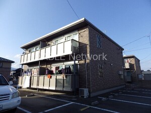 フルールB棟外観写真