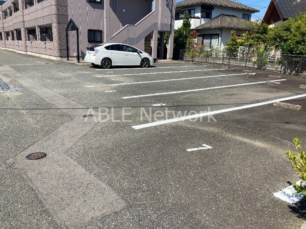 駐車場(駐車場)