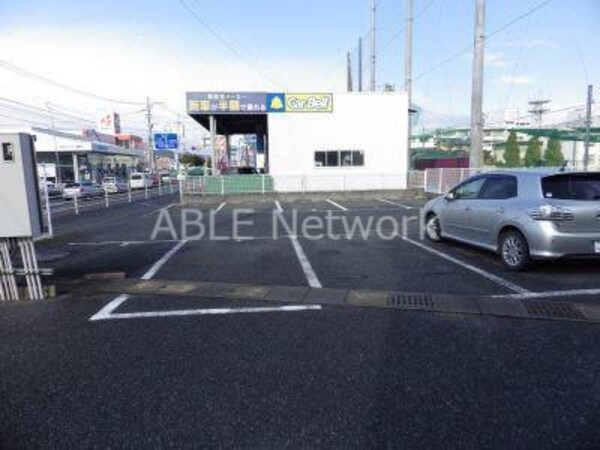 駐車場(駐車場)