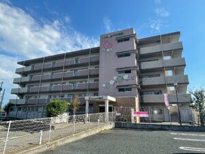 ティアラみね苺館外観写真