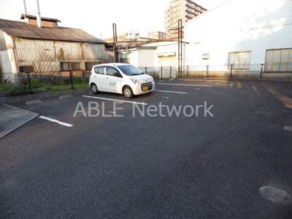 駐車場(駐車場)