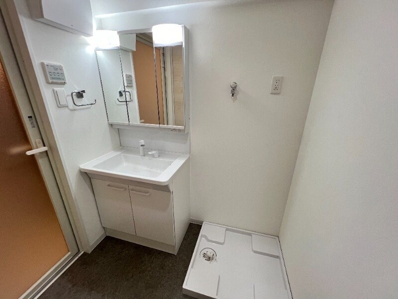 物件内観写真8　(※別号室参照※)