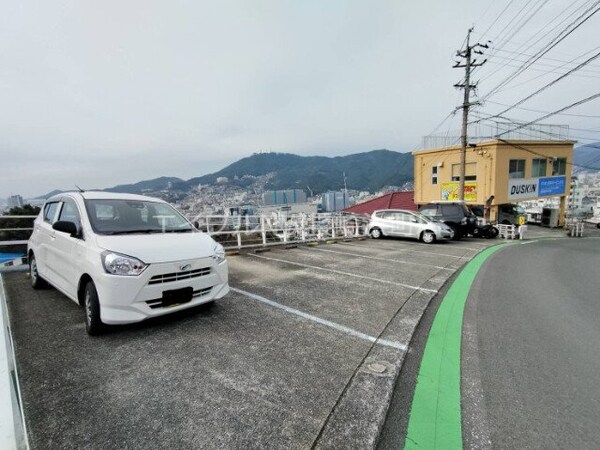 駐車場(駐車場)