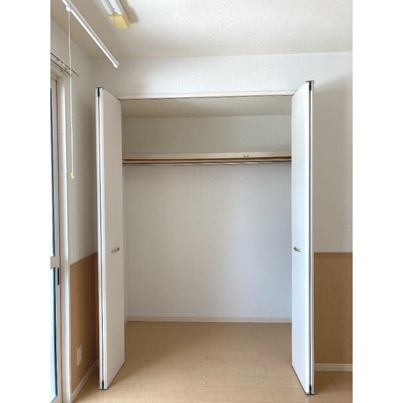 物件内観写真6　(※別号室の写真です)