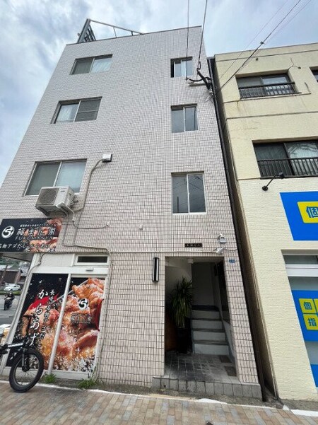 石橋ビル外観写真