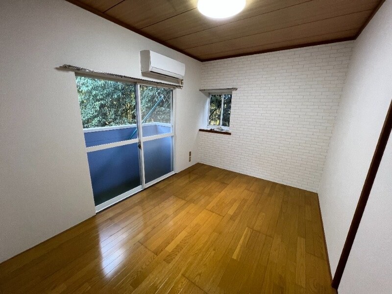 物件内観写真3　(別号室(203))