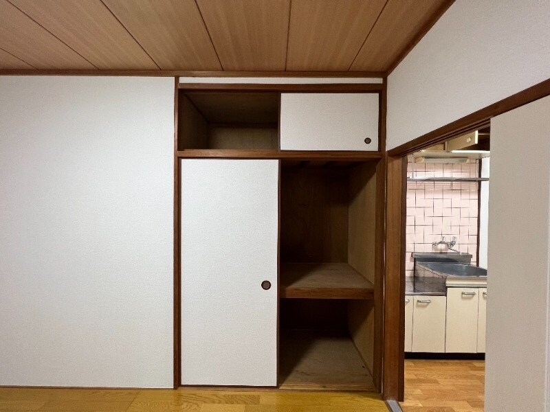 物件内観写真8　(別号室(203))