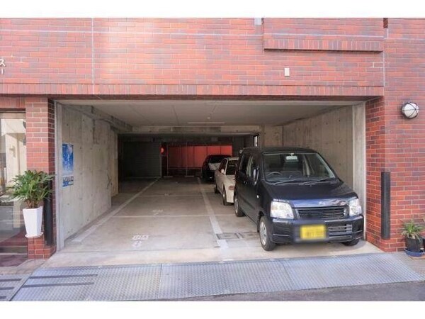 駐車場(駐車場)