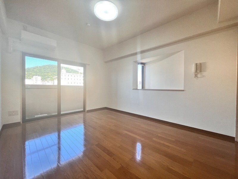 物件内観写真7　(※別号室写真)