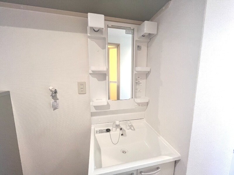 物件内観写真12　(※別号室写真)