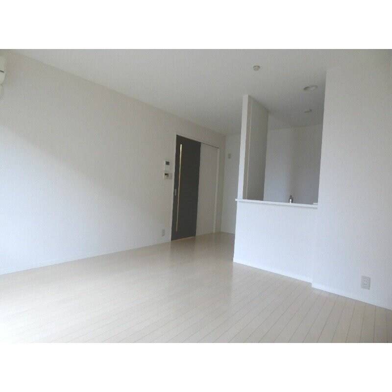 物件内観写真3　(※別号室の写真になります。)