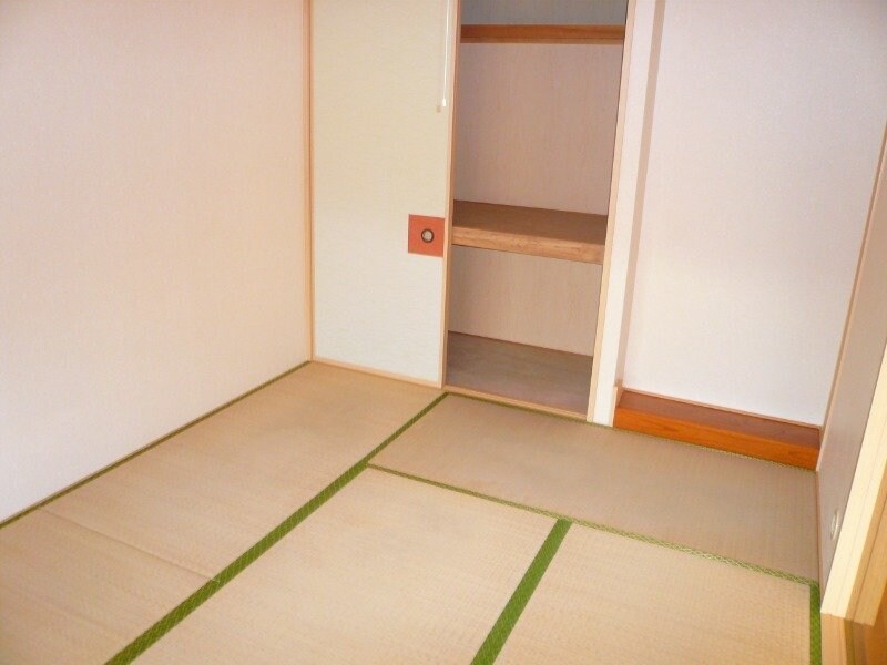 物件内観写真13　(※別号室の写真です)