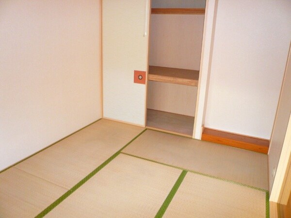 ※別号室の写真です