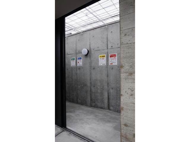 物件外観写真4　(建物設備)