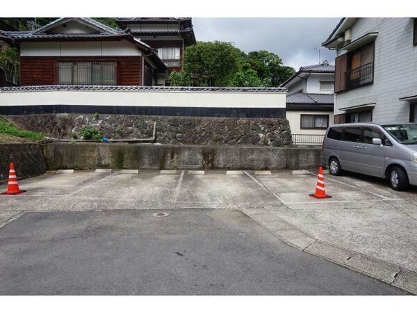 駐車場(駐車場)