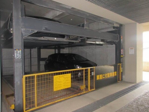 駐車場(駐車場)