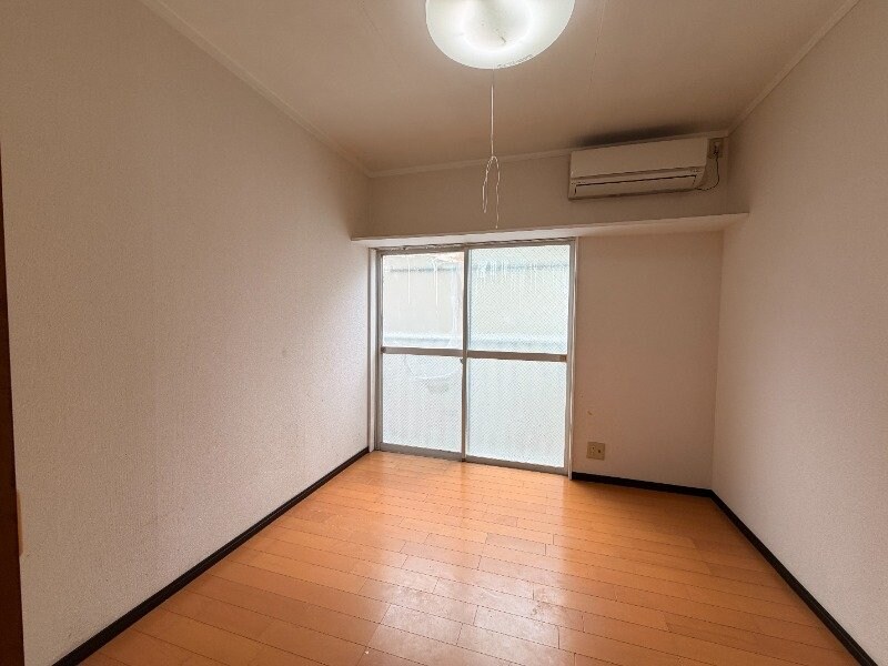 物件内観写真4　(※別号室の写真です)