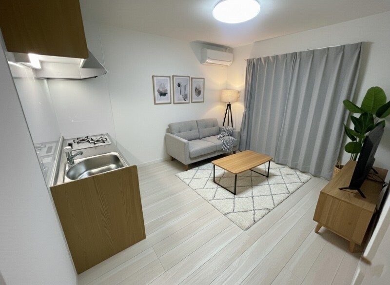 物件内観写真3　(※実際の写真に家具・家電をCGで合成したものになります。)