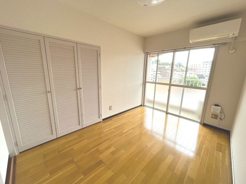 物件内観写真4　(※別号室写真)