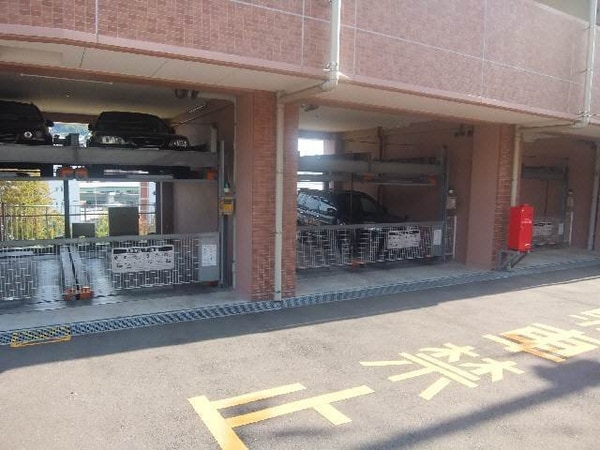 駐車場(駐車場)