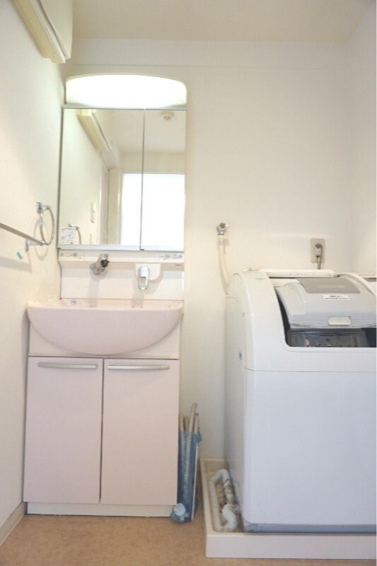 物件内観写真15　(※別号室写真)