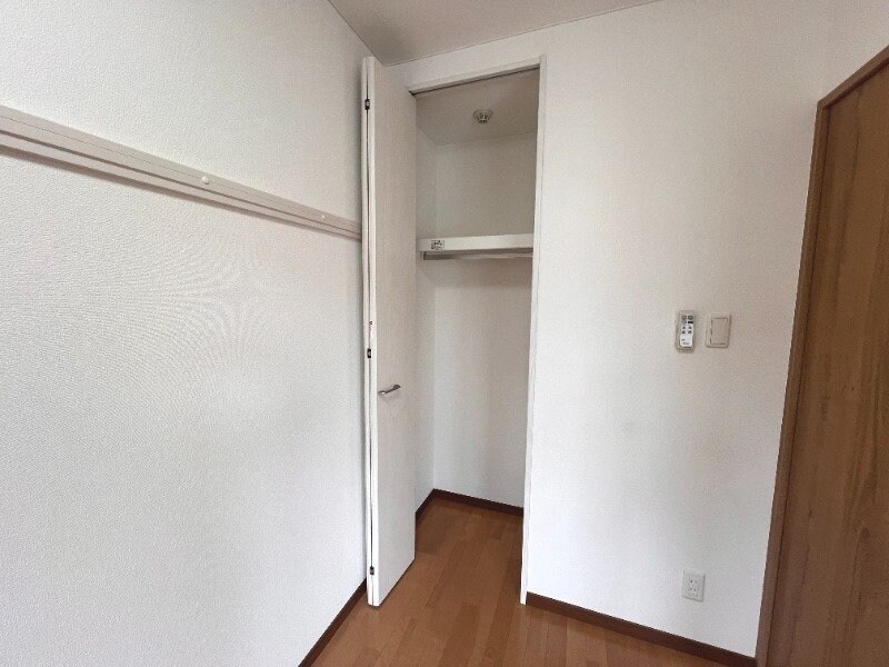 物件内観写真10　(※写真は別号室です。)