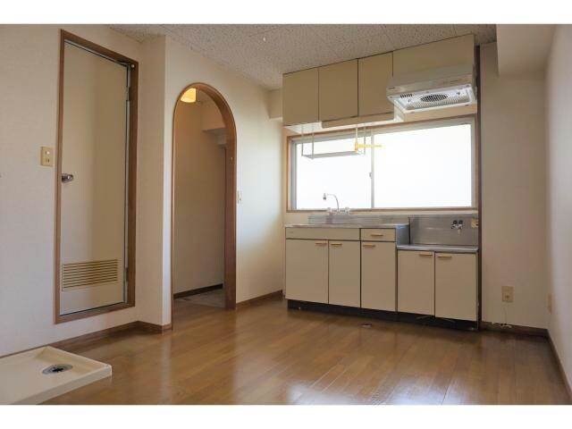 物件内観写真4　(※別号室)