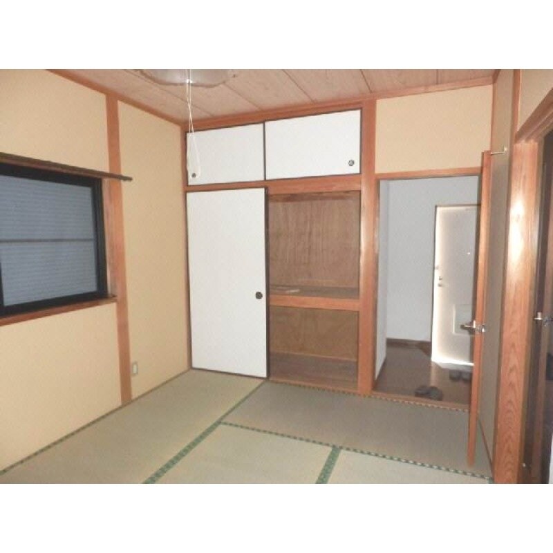 物件内観写真5　(※別号室写真)