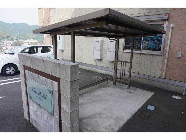 物件外観写真3　(駐輪場)