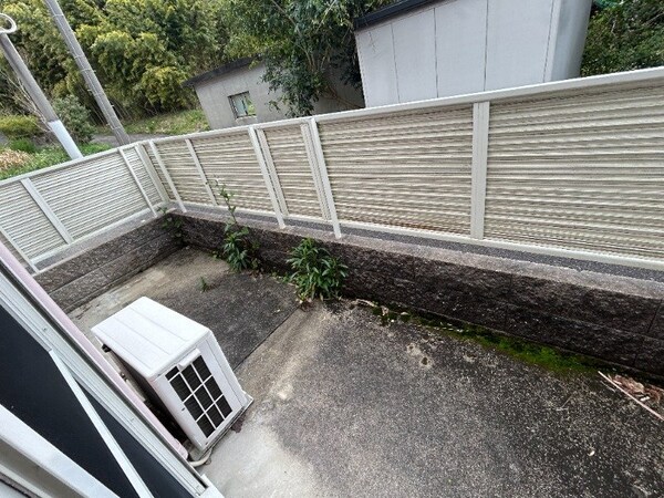 庭(※別号室参照)