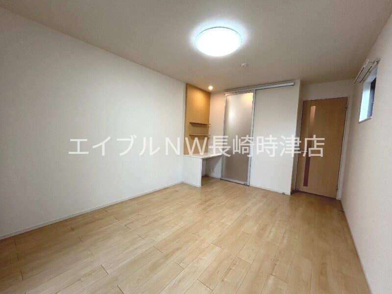 物件内観写真5　(※別号室の写真になります。)