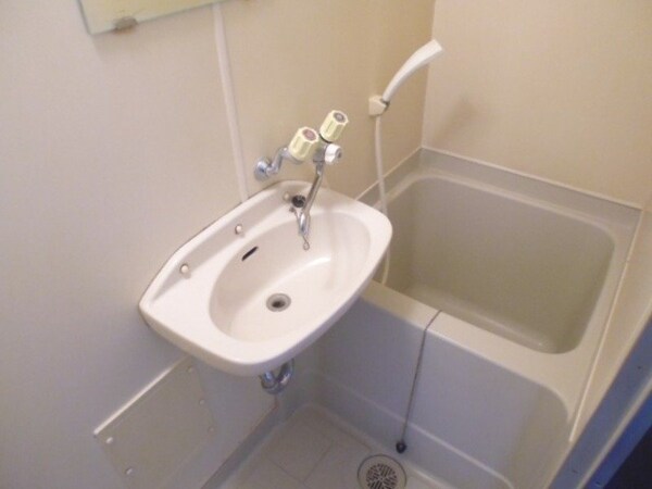 バス／シャワールーム等