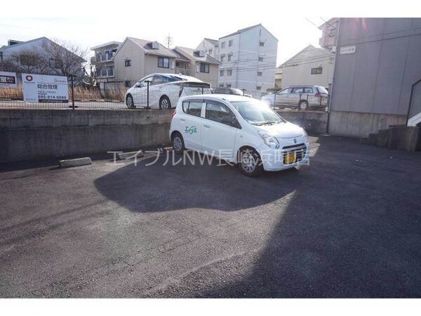 駐車場(駐車場)