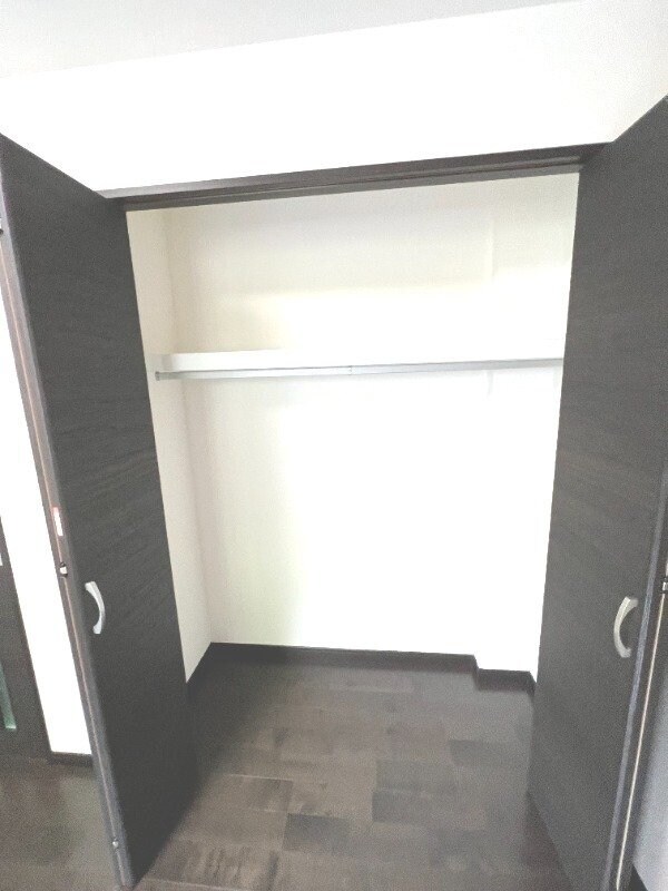 物件内観写真10　(※同タイプ別室)