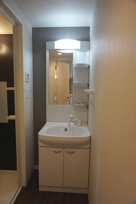 物件内観写真9　(※別号室の写真です)