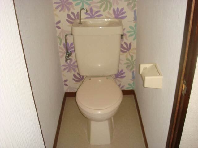 物件内観写真7　(別号室写真)