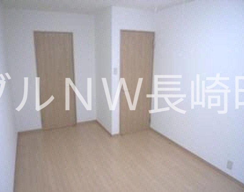 物件内観写真9　(※別号室の写真になります。)