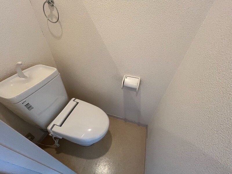 物件内観写真12　(※別号室の写真です)