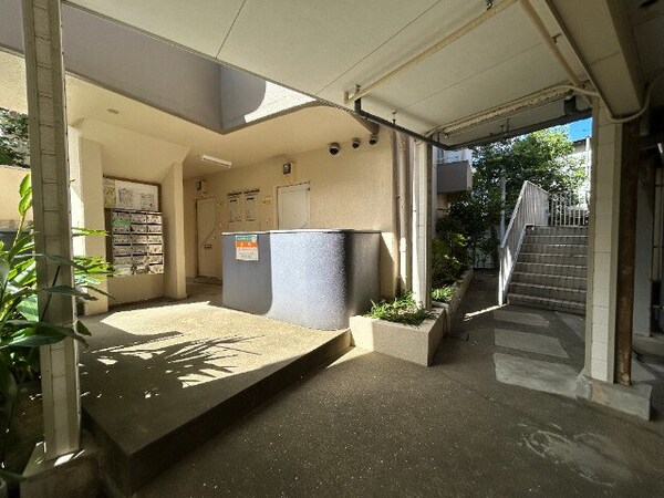 エントランス(外観)
