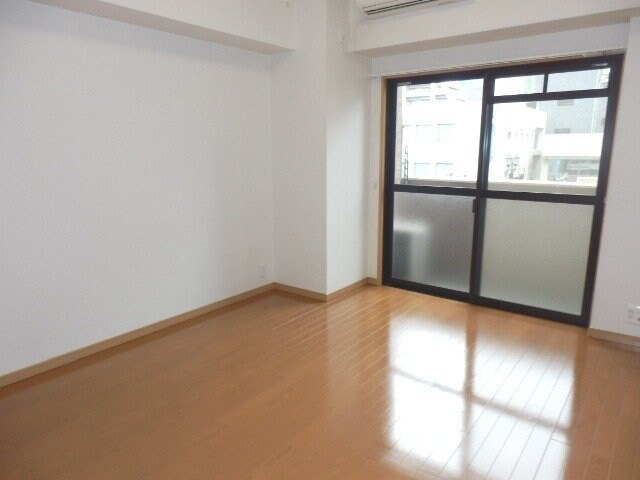 物件内観写真5　(※別号室の写真です)