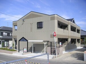 ロイヤルハイツ愛野外観写真