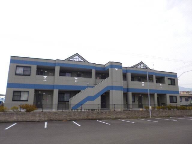 物件外観写真3　(駐車場)